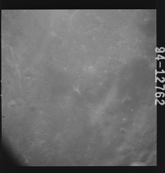 File:AS15-94-12762 - Apollo 15 - Apollo 15 Mission image - View of Crater Macrobius L - DPLA - acafa6b34aa78861e48fd36738359255.jpg