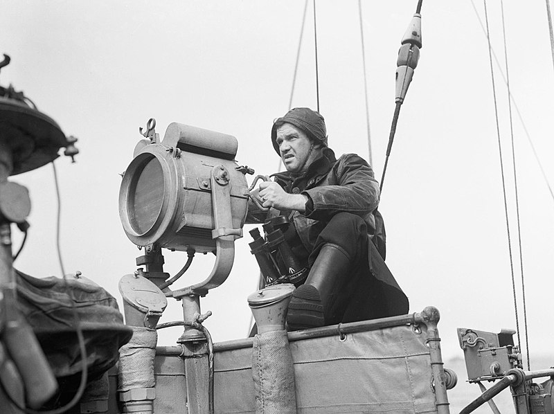 File:A signalman aboard HMS VISCOUNT, October 1942. A13363.jpg