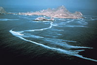 Luchtfoto van SE Farallon Island..jpg