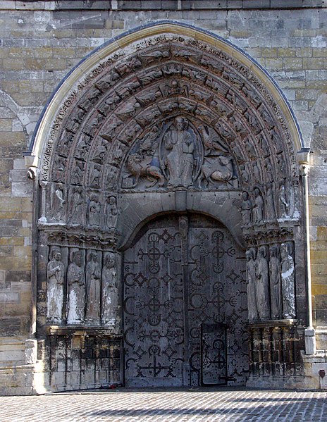 File:Angers-Kathedrale-118-Portal-2008-gje.jpg