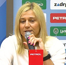 Anja Frešer 2017.jpg