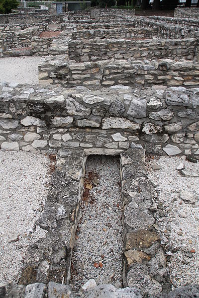 File:Aquincum IMG 0785 sewage.JPG