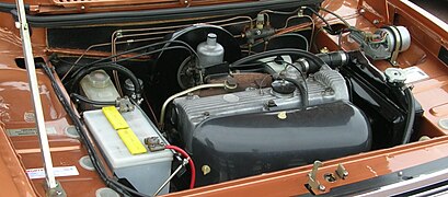 BL Maxi 1750 engine bay