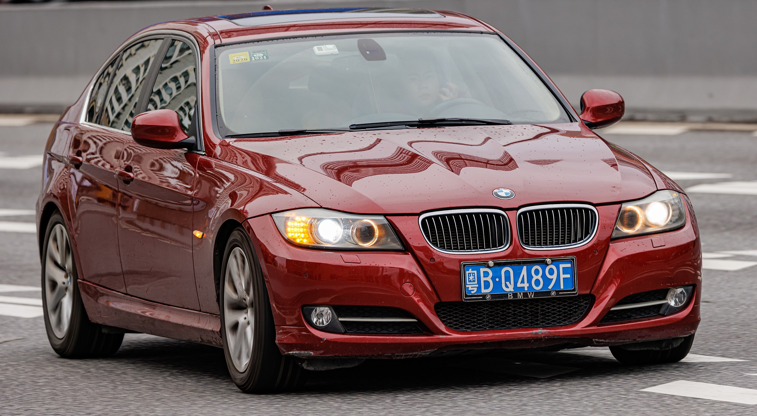 File:BMW 3 SERIES E90 China.jpg - Wikimedia Commons