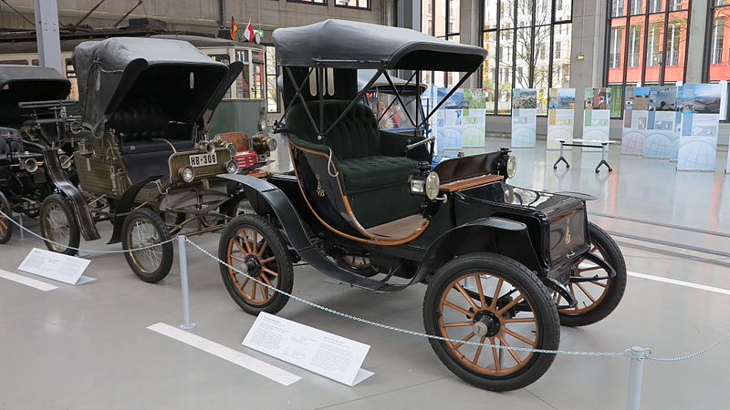 File:Baker electric car detail 1.JPG