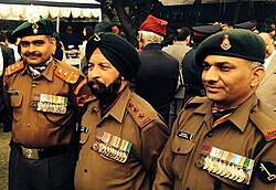 Tiga penerima Param Vir Chakra yang masih hidup: Yogendra Singh Yadav, Bana Singh dan Sanjay Kumar.