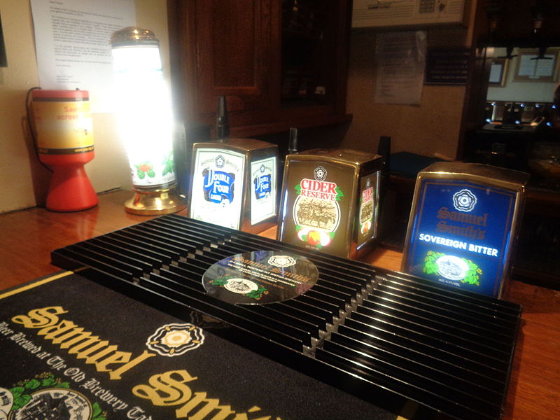 File:Bar counter, public bar, Railway Inn, Spofforth, North Yorkshire (1st August 2015) 001.JPG