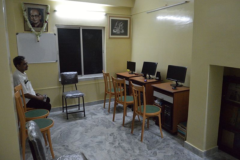 File:Benu Sen Study Centre and Digital Research Unit - Dum Dum - Kolkata 2013-05-13 7271.JPG