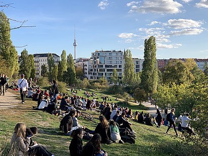 So kommt man zu der Mauerpark mit den Öffentlichen - Mehr zum Ort Hier