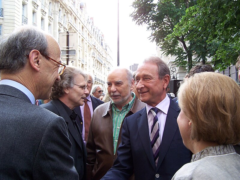 File:Bertrand Delanoë 2.JPG