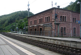 Frankenstein train station with the former station building in the background