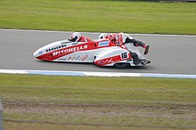 Birchall sidecar racing in 2015.jpg