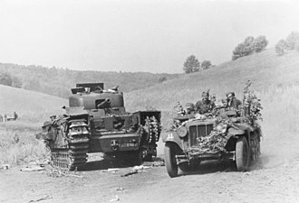 A Soviet Churchill Mk IV, 1943 Bundesarchiv Bild 146-1973-113-02, Ungarischer Panzer, SS in PKW.jpg