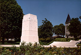 Cantigny ABMC monument.jpg