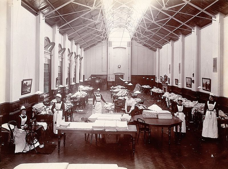 File:Claybury Asylum, Woodford, Essex; a linen room. Photograph b Wellcome L0027368.jpg