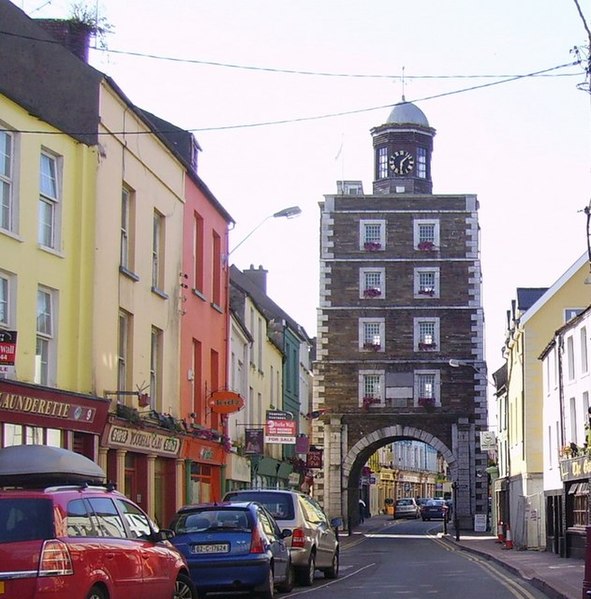 File:Clock Gate, South Main Street, Youghal, Co Cork - geograph.org.uk - 501550.jpg
