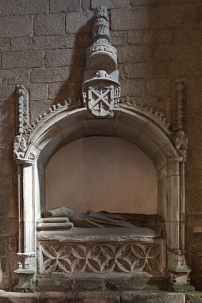 File:Colexiata de Santa María de Sar, Santiago de Compostela-11.jpg