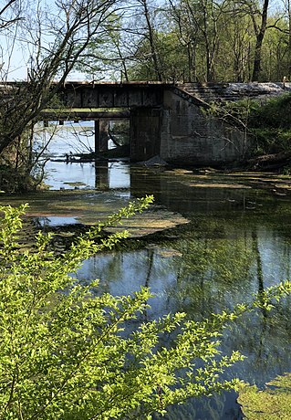 <span class="mw-page-title-main">Crawfish Spring</span> Body of water in Georgia, US