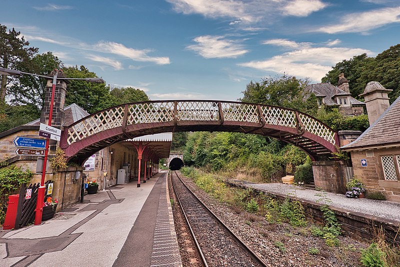 File:Cromford - Footbridge At Cromford Station - 20220904132548.jpeg