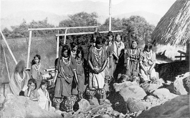 Women of the Karen Hills in 1922