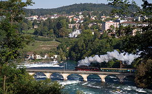 Steam locomotive at the Rhine Falls, Neuhausen.jpg