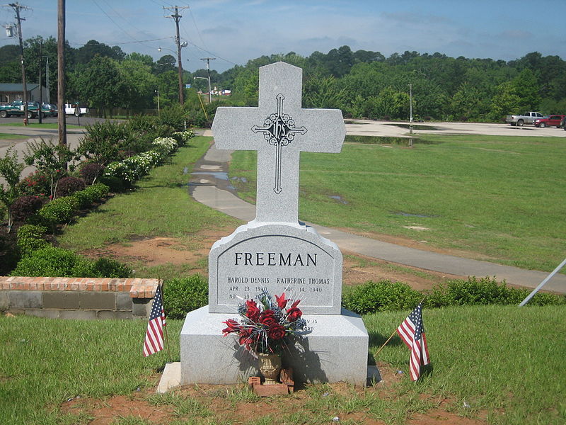 File:Dennis Freeman grave, Logansport, LA IMG 0943.JPG