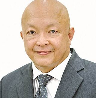 <span class="mw-page-title-main">Mano Laohavanich</span> Thai professor and politician (born 1956)