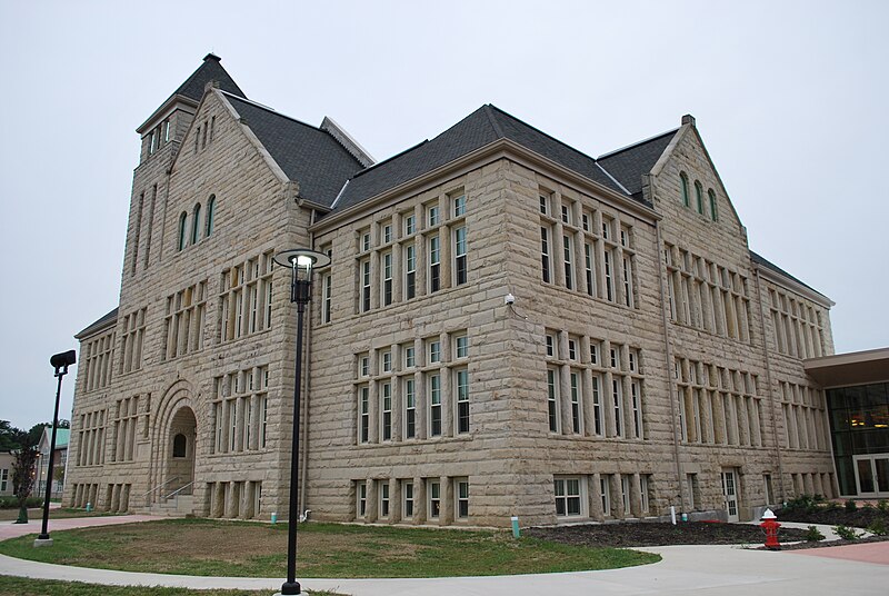 File:Elyria HS Washington Bldg 2012.jpg