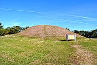 Mississippian kültüründen Büyük Zümrüt Höyük.