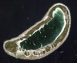 Het atol Fangatau vanuit de ruimte