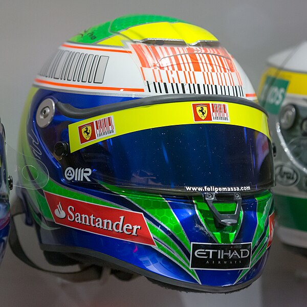 File:Felipe Massa 2010 helmet 2017 Museo Fernando Alonso.jpg
