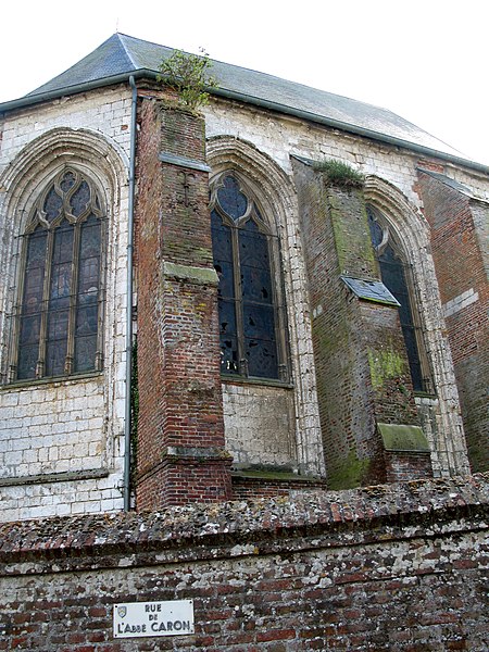 File:Friville-Escarbotin (église St-Etienne) choeur côté Nord 8168.jpg