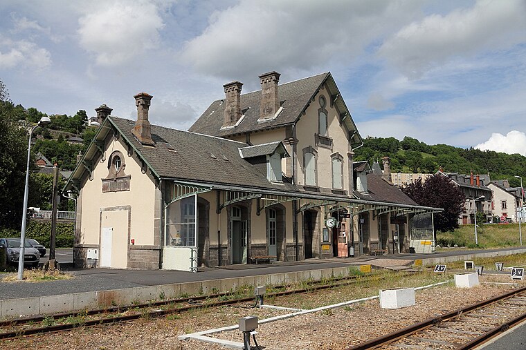 Murat Railway Station