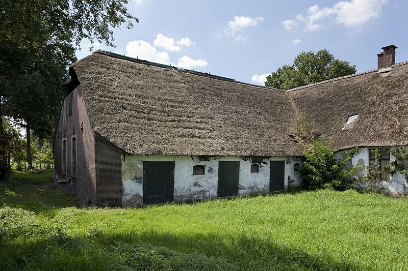 File:Gedeelte van de noordoostzijde van de boerderij - schuur - Soest - 20530514 - RCE.jpg