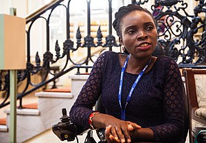 Georgina Mumba, eine Behindertenaktivistin aus Sambia, an der Universität von Arizona 2016.