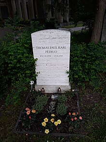 Das Grab von Thomas Petruo auf dem Friedhof Wilmersdorf in Berlin