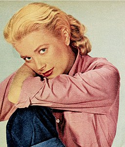 Grace Kelly 1954 (cropped)