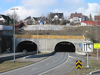 How to get to Granfosstunnelen with public transit - About the place