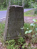 Saxon-Prussian boundary stone: Pilar No. 120 and three runner stones