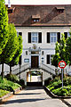 Rathaus, ehemalige Hofmeisterei des Klosters Weingarten, Eingang und Durchfahrt