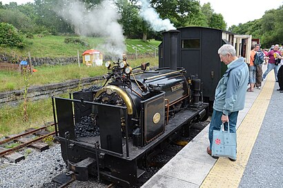 Henllan railway station.jpg