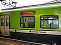 Egy 29000 Class Commuter vonat Dublinban, a Tara Street állomáson