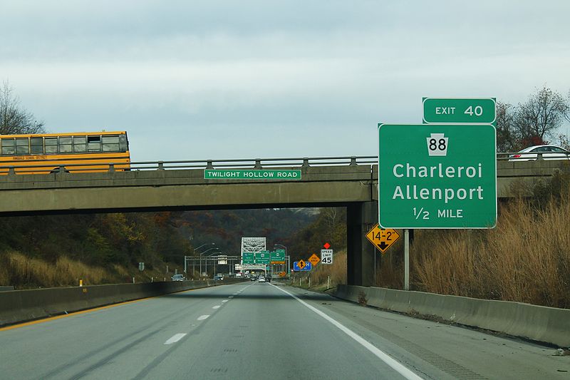 File:Int70eRoad-Exit40-PA88-HalfMile (30826493010).jpg