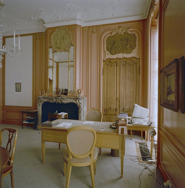 File:Interieur, overzicht van de Rode Kamer ofwel "Kamer van de president van de rechtbank" - Middelburg - 20378191 - RCE.jpg