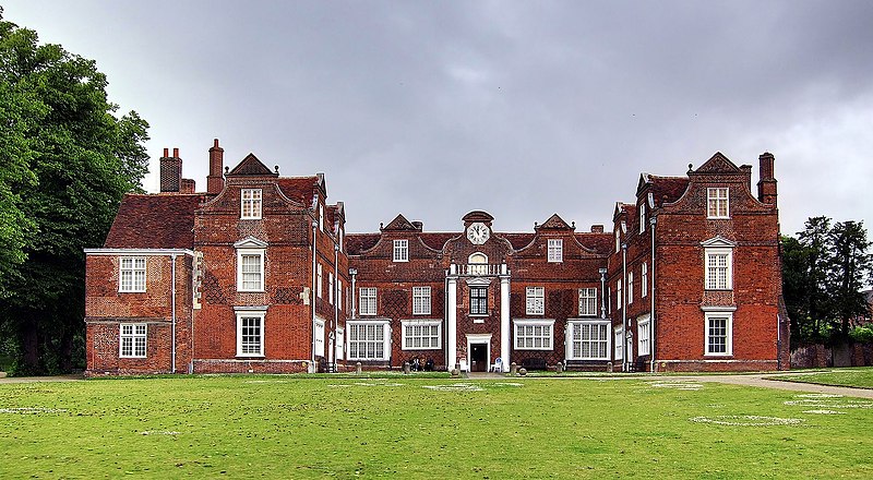 File:Ipswich Christchurch Mansion Cropped.jpg