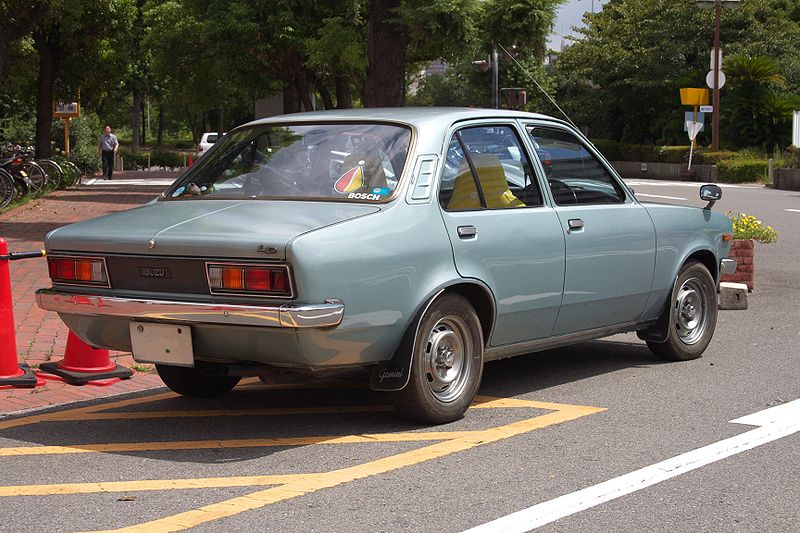 File:Isuzu Gemini PF Osaka JPN 002.jpg