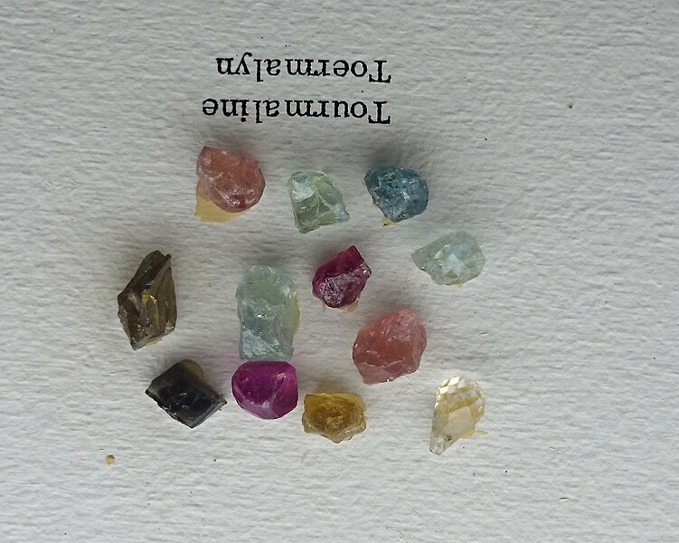 File:Iziko Mineral Tourmaline 2.JPG