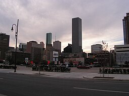 JPMorgan Chase Tower with Houston Skyline.jpg