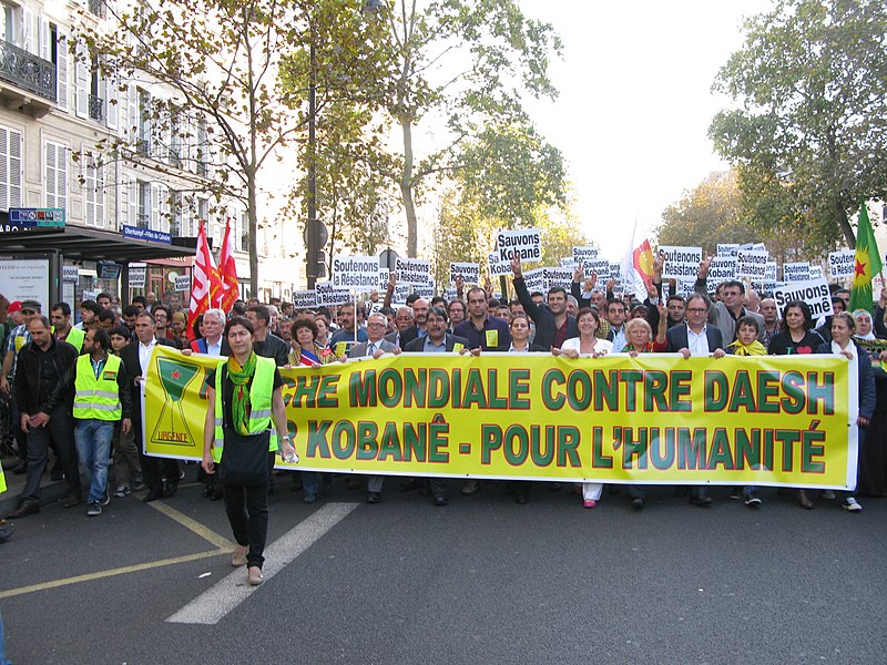 File:Jielbeaumadier marche contre daesh 1 paris 2014.jpeg