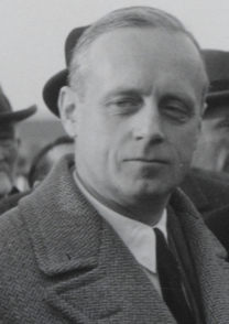 Joachim von Ribbentrop in 1936.png